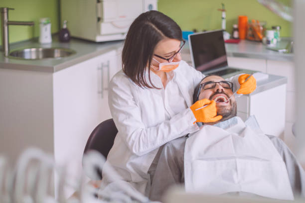 Best Emergency Tooth Extraction in Lyons, KS